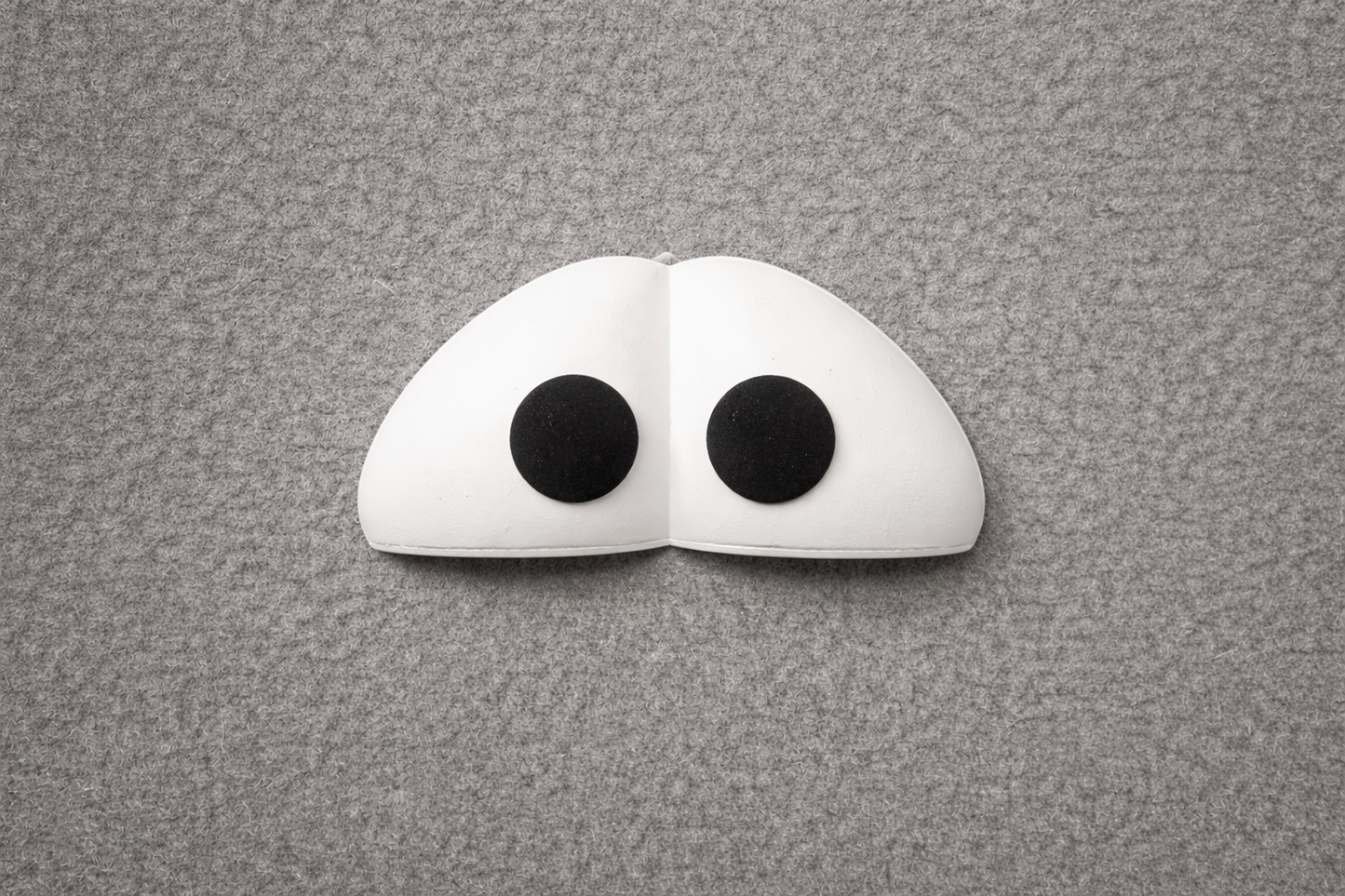 Small felt sticky pupils